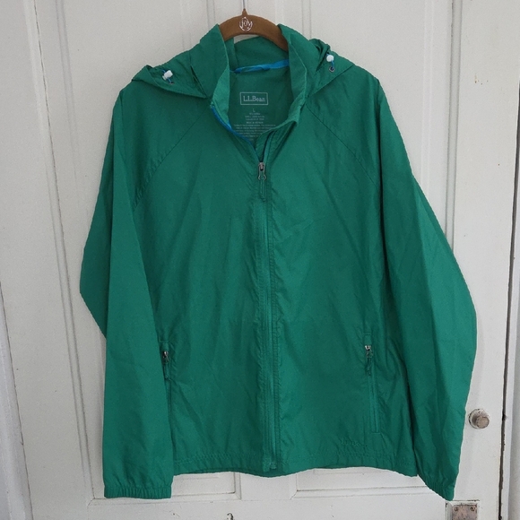 L.L. Bean Green Rain Jacket - Picture 1 of 7